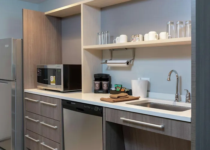 Home2 Suites By Hilton Indianapolis Airport